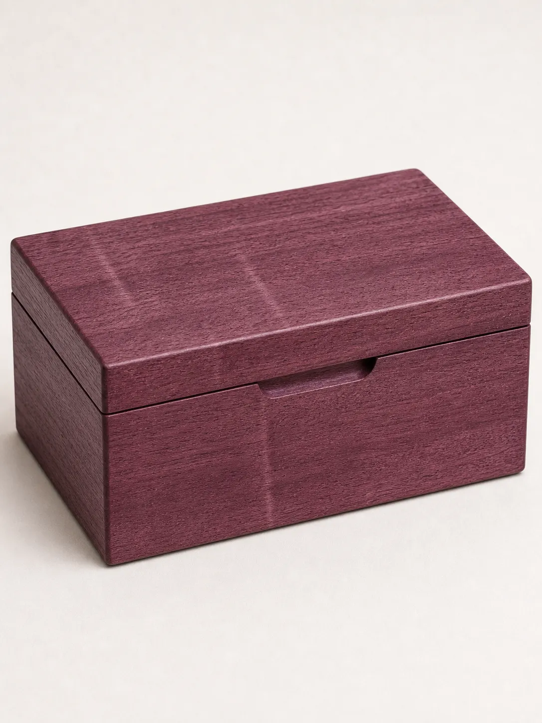 Veneer shown on a finished product